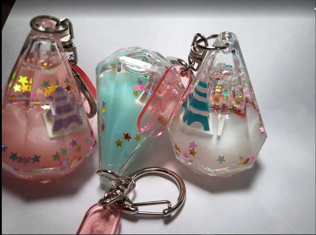 東京タワーのかわいいキーホルダーは3色!値段は各680円